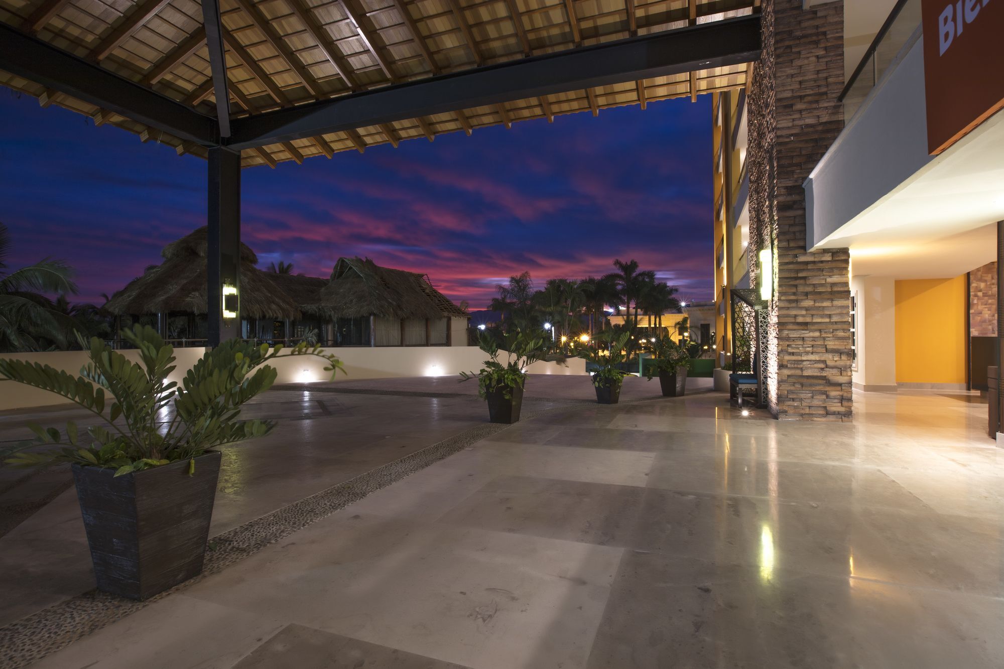 Krystal Grand Nuevo Vallarta Extérieur photo